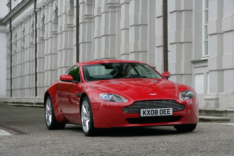 Aston Martin V8 Vantage