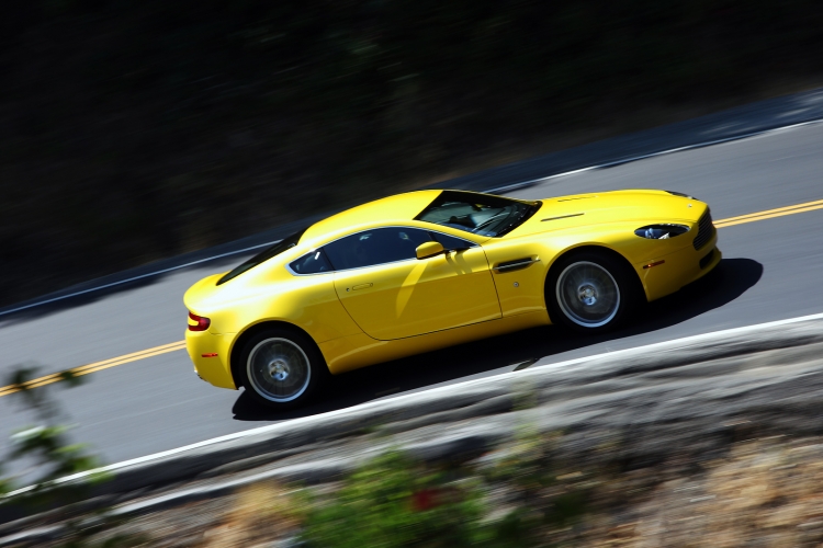 Aston Martin V8 Vantage