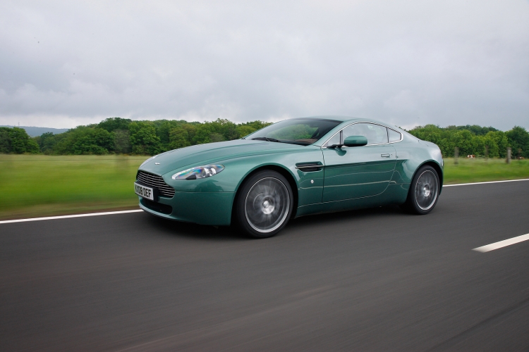 Aston Martin V8 Vantage