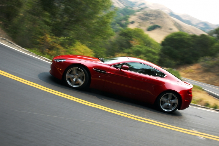 Aston Martin V8 Vantage