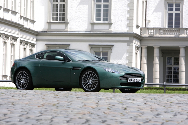 Aston Martin V8 Vantage