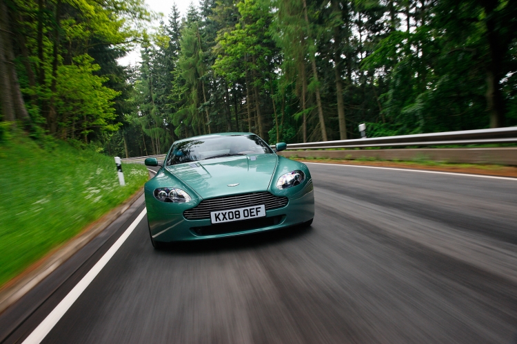 Aston Martin V8 Vantage