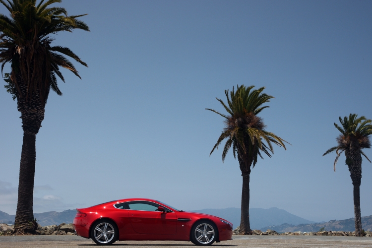 Aston Martin V8 Vantage