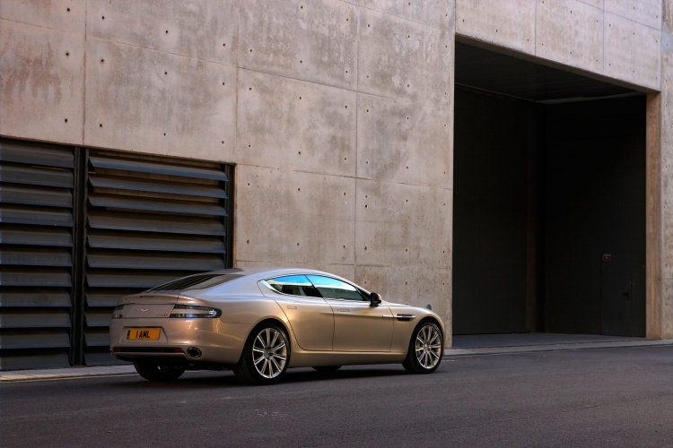 Aston Martin Rapide