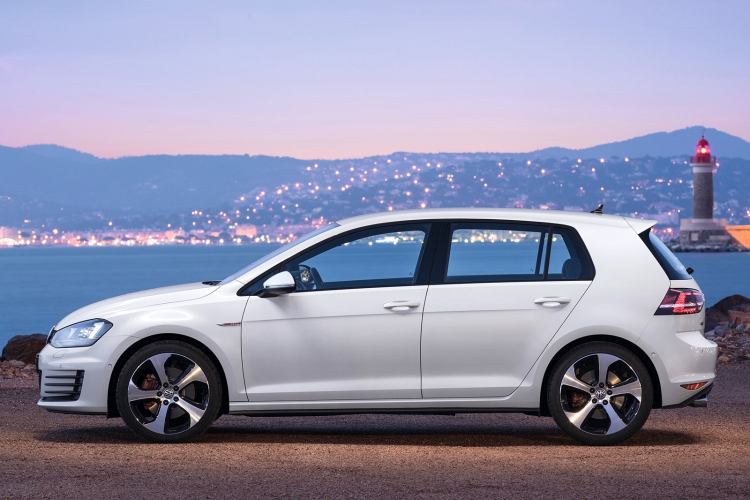 Volkswagen Golf GTI 5 uși