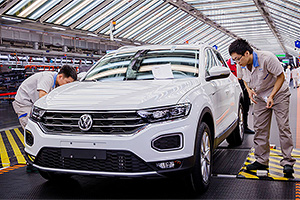 VW mai anunţă închiderea unei fabrici, de această dată în China, unde mărcile locale scot producătorul german de pe piaţă printr-o concurenţă acerbă