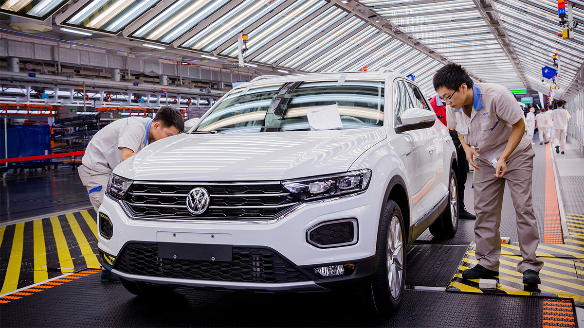 VW mai anunţă închiderea unei fabrici, de această dată în China, unde mărcile locale scot producătorul german de pe piaţă printr-o concurenţă acerbă